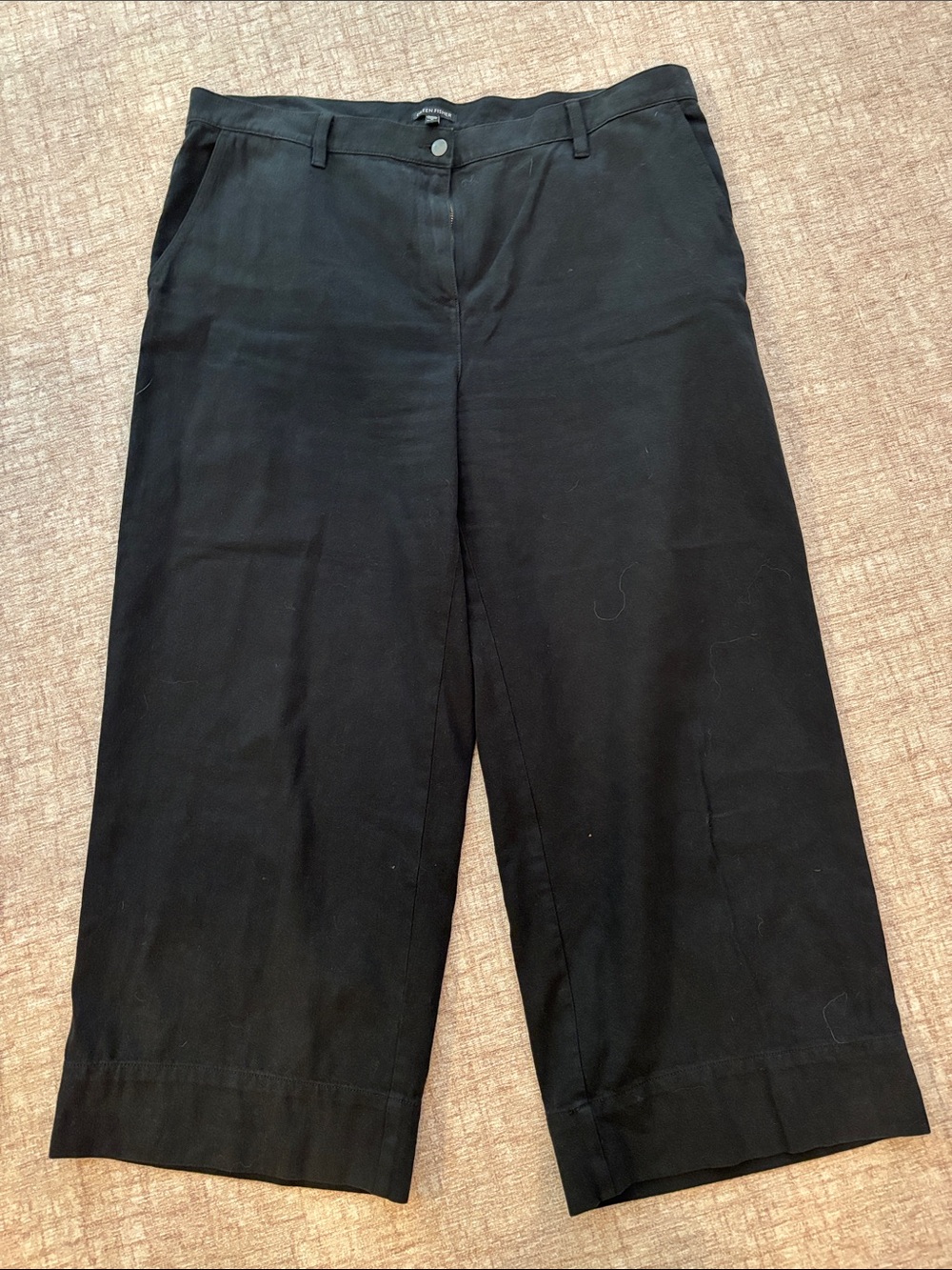 Eileen Fisher Black Cropped Ankle Jeans